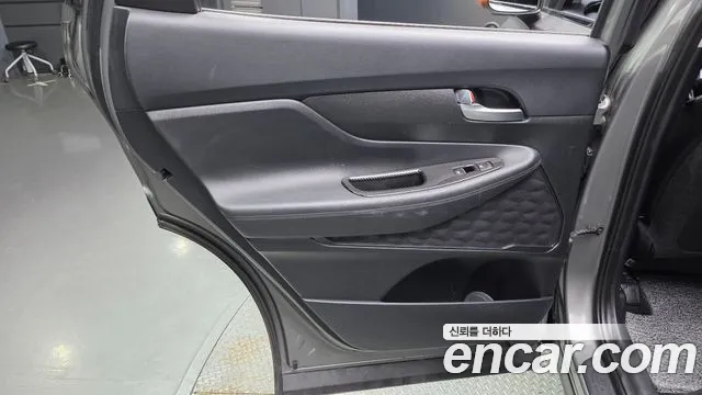 2020 Hyundai Santa Fe TM Diesel 2.0 2WD Sold VIN KMHS281BBLU201916 – rear exterior 2020 Hyundai Santa Fe TM Diesel 2.0 2WD Sold VIN KMHS281BBLU201916 – rear exterior