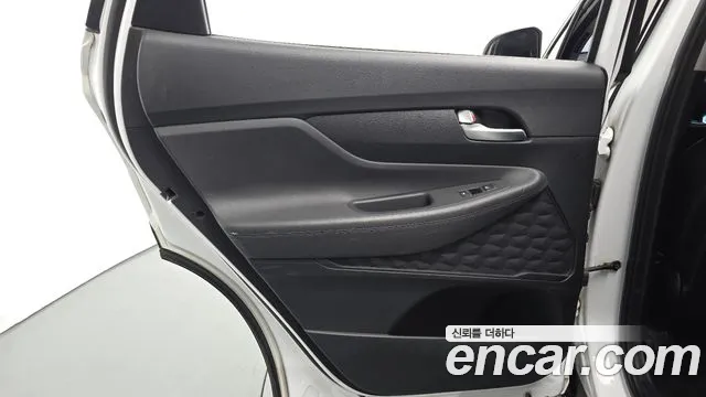 2020 Hyundai Santa Fe TM Diesel 2.0 2WD Sold VIN KMHS281BBLU220201 – exterior detail 2020 Hyundai Santa Fe TM Diesel 2.0 2WD Sold VIN KMHS281BBLU220201 – exterior detail