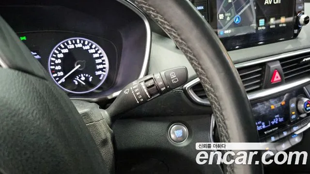 2020 Hyundai Santa Fe TM Diesel 2.0 2WD Sold VIN KMHS281BBLU251625 – dashboard