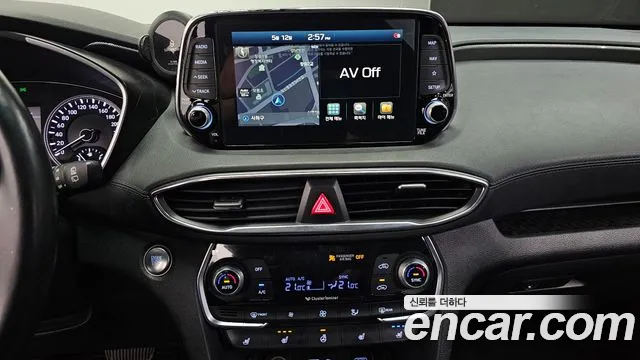 2020 Hyundai Santa Fe TM Diesel 2.0 2WD Sold VIN KMHS281BBLU251625 – exterior detail