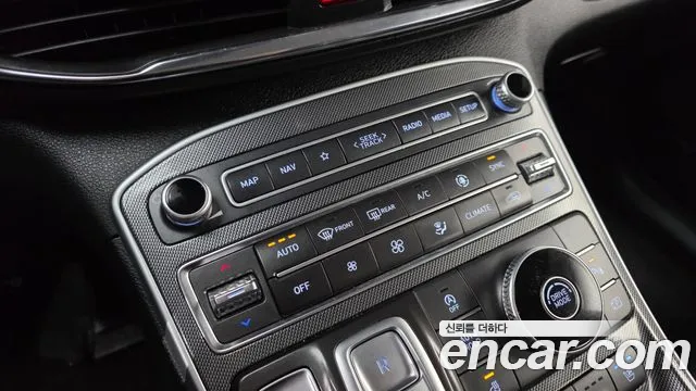 2021 Hyundai The New Santa Fe Diesel 2.2 2WD Sold VIN KMHS281HGMU334816 – interior seats
