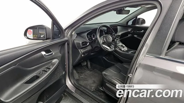 2022 Hyundai The New Santa Fe Diesel 2.2 2WD Sold VIN KMHS281HGNU421062 – exterior detail