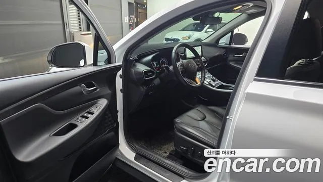 2022 Hyundai The New Santa Fe Diesel 2.2 2WD Sold VIN KMHS281HGNU425477 – trunk area