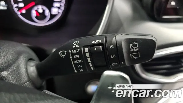 2022 Hyundai The New Santa Fe Diesel 2.2 2WD Sold VIN KMHS281HGNU428292 – dashboard