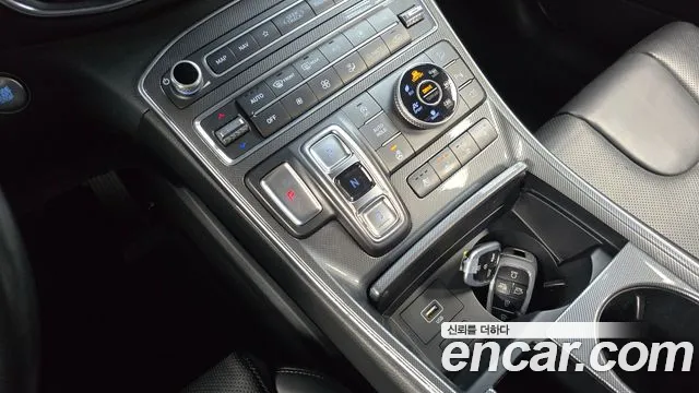 2021 Hyundai The New Santa Fe Diesel 2.2 4WD Sold VIN KMHS281HHMU379215 – undercarriage