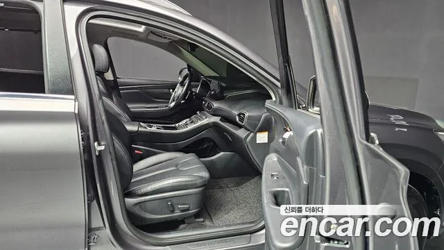 2022 Hyundai The New Santa Fe HEV 1.6 2WD Sold VIN KMHS3811BNU018993 – exterior detail
