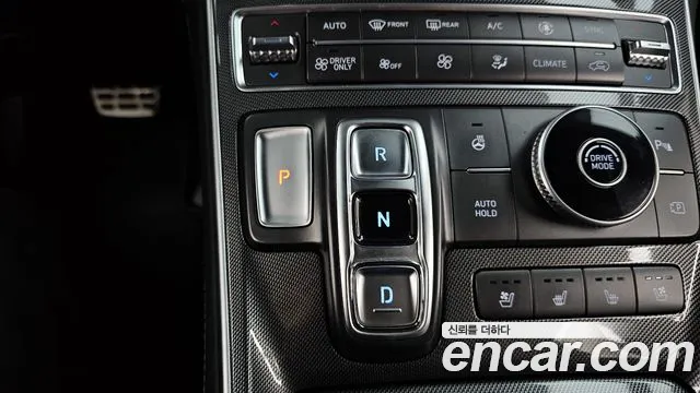 2022 Hyundai The New Santa Fe HEV 1.6 2WD Sold VIN KMHS3811BNU030943 – exterior detail
