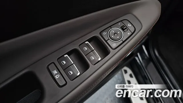 2019 Hyundai Santa Fe TM Gasoline 2.0T 4WD Sold VIN KMHS381ADKU104695 – exterior detail