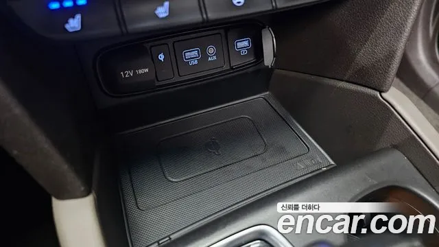 2019 Hyundai Santa Fe TM Gasoline 2.0T 4WD Sold VIN KMHS381ADKU104695 – trunk area