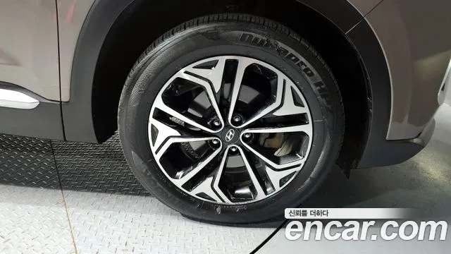 2019 Hyundai Santa Fe TM Diesel 2.0 2WD Sold VIN KMHS381BBKU002910 – undercarriage