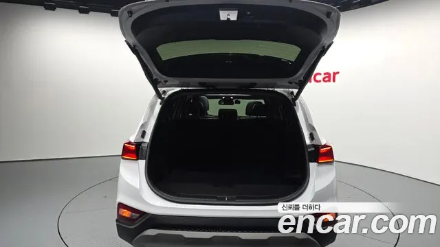 2019 Hyundai Santa Fe TM Diesel 2.0 2WD Sold VIN KMHS381BBKU011127 – rear exterior 2019 Hyundai Santa Fe TM Diesel 2.0 2WD Sold VIN KMHS381BBKU011127 – rear exterior