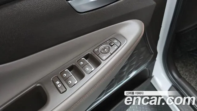 2019 Hyundai Santa Fe TM Diesel 2.0 2WD Sold VIN KMHS381BBKU014267 – trunk area
