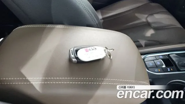 2019 Hyundai Santa Fe TM Diesel 2.0 2WD Sold VIN KMHS381BBKU041901 – rear exterior 2019 Hyundai Santa Fe TM Diesel 2.0 2WD Sold VIN KMHS381BBKU041901 – rear exterior