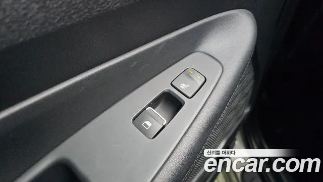 2019 Hyundai Santa Fe TM Diesel 2.0 2WD Sold VIN KMHS381BBKU085248 – interior seats