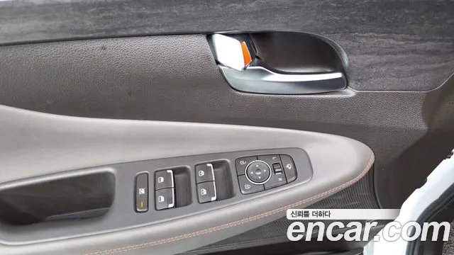 2019 Hyundai Santa Fe TM Diesel 2.0 2WD Sold VIN KMHS381BBKU146452 – trunk area