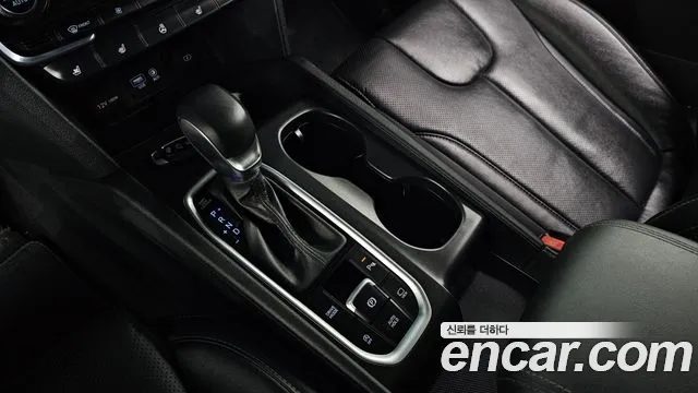 2019 Hyundai Santa Fe TM Diesel 2.0 2WD Sold VIN KMHS381BBKU157625 – dashboard