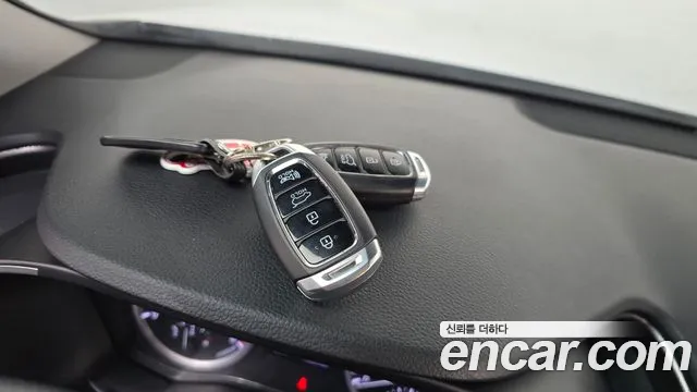 2019 Hyundai Santa Fe TM Diesel 2.0 2WD Sold VIN KMHS381BBKU165296 – interior seats 2019 Hyundai Santa Fe TM Diesel 2.0 2WD Sold VIN KMHS381BBKU165296 – interior seats