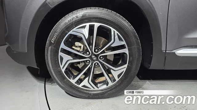 2020 Hyundai Santa Fe TM Diesel 2.0 2WD Sold VIN KMHS381BBLU196566 – trunk area