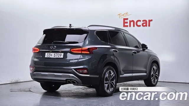 2020 Hyundai Santa Fe TM Diesel 2.0 2WD Sold VIN KMHS381BBLU215735 – trunk area