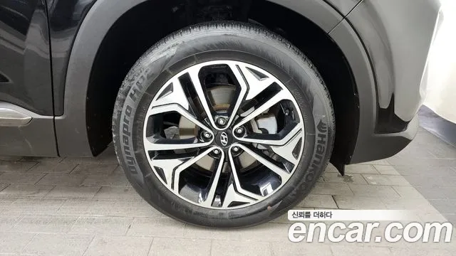 2020 Hyundai Santa Fe TM Diesel 2.0 2WD Sold VIN KMHS381BBLU276626 – trunk area 2020 Hyundai Santa Fe TM Diesel 2.0 2WD Sold VIN KMHS381BBLU276626 – trunk area