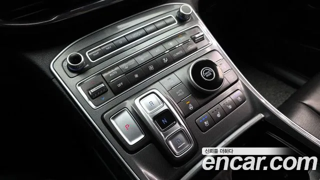 2021 Hyundai The New Santa Fe Diesel 2.2 2WD Sold VIN KMHS381HGMU329268 – rear exterior