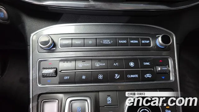 2021 Hyundai The New Santa Fe Diesel 2.2 2WD Sold VIN KMHS381HGMU335020 – rear exterior 2021 Hyundai The New Santa Fe Diesel 2.2 2WD Sold VIN KMHS381HGMU335020 – rear exterior