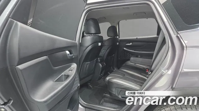 2021 Hyundai The New Santa Fe Diesel 2.2 2WD Sold VIN KMHS381HGMU335020 – photo 17 2021 Hyundai The New Santa Fe Diesel 2.2 2WD Sold VIN KMHS381HGMU335020 – photo 17