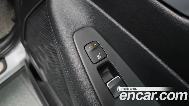 2021 Hyundai The New Santa Fe Diesel 2.2 2WD Sold VIN KMHS381HGMU338488 – interior seats