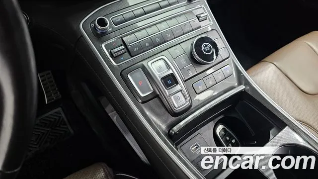 2021 Hyundai The New Santa Fe Diesel 2.2 2WD Sold VIN KMHS381HGMU341110 – undercarriage 2021 Hyundai The New Santa Fe Diesel 2.2 2WD Sold VIN KMHS381HGMU341110 – undercarriage