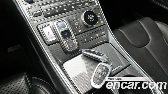 2022 Hyundai The New Santa Fe Diesel 2.2 2WD Sold VIN KMHS381HGNU448466 – rear exterior