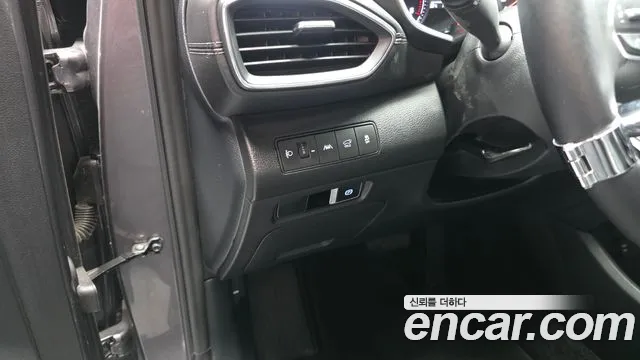 2022 Hyundai The New Santa Fe Diesel 2.2 2WD Sold VIN KMHS381HGNU448493 – side profile