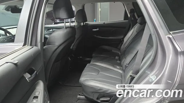 2022 Hyundai The New Santa Fe Diesel 2.2 2WD Sold VIN KMHS381HGNU449727 – interior seats