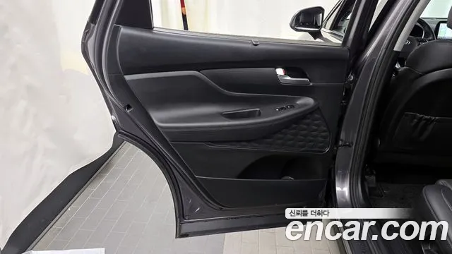 2022 Hyundai The New Santa Fe Diesel 2.2 2WD Sold VIN KMHS381HGNU451294 – rear exterior 2022 Hyundai The New Santa Fe Diesel 2.2 2WD Sold VIN KMHS381HGNU451294 – rear exterior