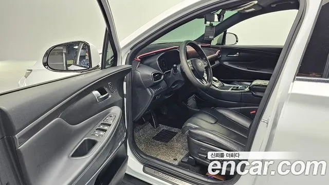 2021 Hyundai The New Santa Fe Diesel 2.2 4wd Sold VIN KMHS381HHMU322687 – front exterior