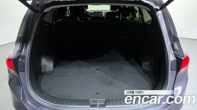 2021 Hyundai The New Santa Fe Diesel 2.2 4WD Sold VIN KMHS381HHMU387206 – rear exterior