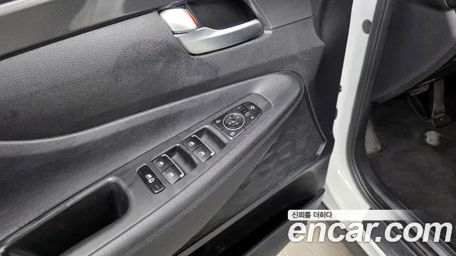 2021 Hyundai The New Santa Fe Gasoline 2.5T 2WD Sold VIN KMHS381LGMU386235 – engine bay