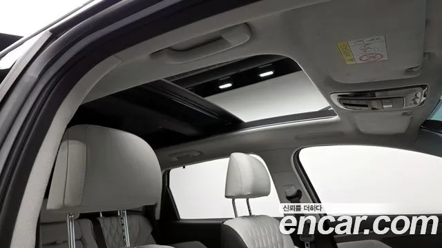 2022 Hyundai The New Santa Fe HEV 1.6 2WD Sold VIN KMHS5811BNU034566 – dashboard