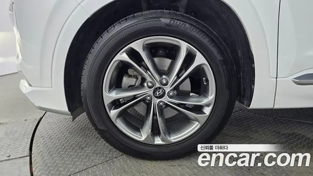 2020 Hyundai Santa Fe TM Gasoline 2.0T 2WD VIN KMHS581ABLU235598