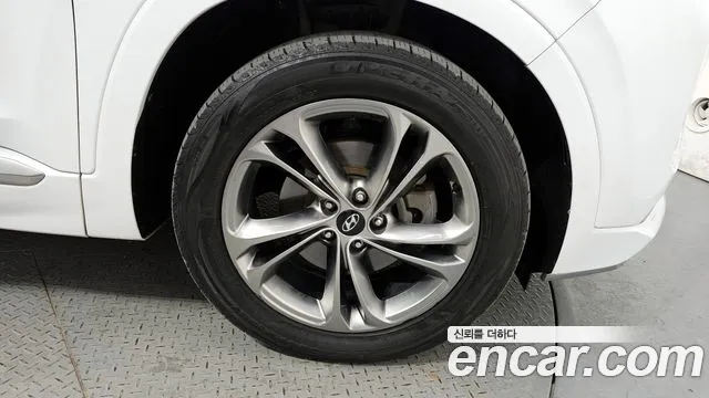2019 Hyundai Santa Fe TM Diesel 2.0 2WD Sold VIN KMHS581BBKU080095 – engine bay 2019 Hyundai Santa Fe TM Diesel 2.0 2WD Sold VIN KMHS581BBKU080095 – engine bay