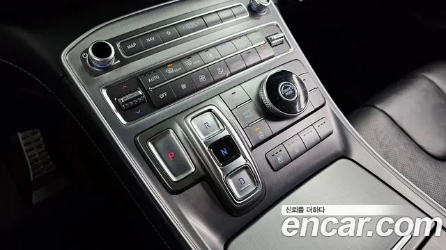 2021 Hyundai The New Santa Fe Diesel 2.2 2WD Sold VIN KMHS581HGMU366377 – interior seats
