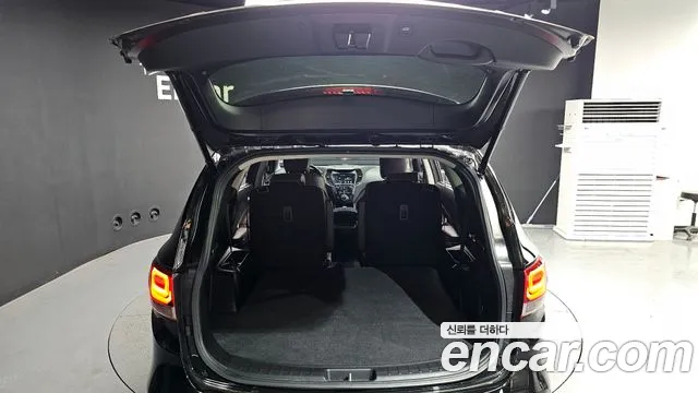 2018 Hyundai The New Maxcruz Diesel 2.2 2WD Sold VIN KMHSR81XBJU263896 – interior seats