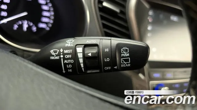 2018 Hyundai The New Maxcruz Diesel 2.2 4WD Sold VIN KMHSR81XDJU293074 – trunk area