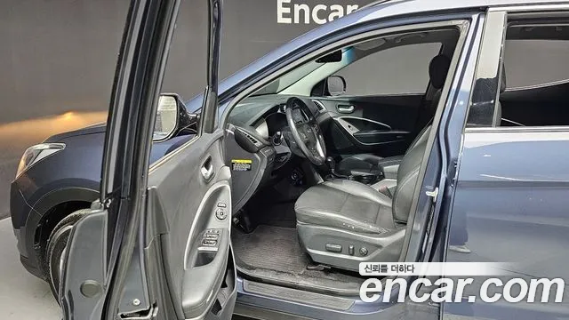 2017 Hyundai Santa Fe The Prime Diesel 2.0 2wd Sold VIN KMHSW81UBHU760517 – front exterior