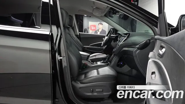 2017 Hyundai Santa Fe The Prime Diesel 2.0 2WD Sold VIN KMHSW81UBHU766218 – exterior detail