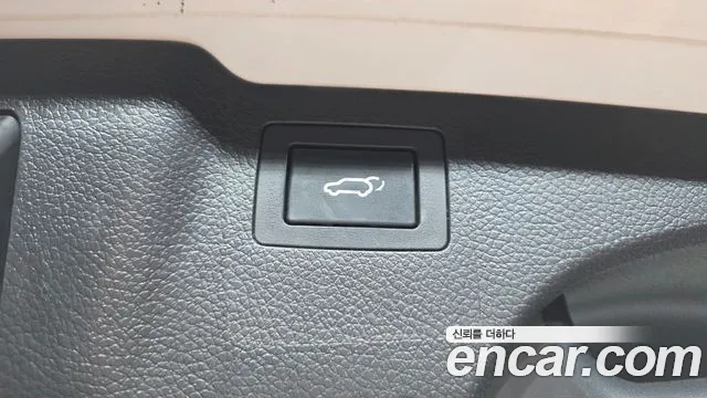 2018 Hyundai Santa Fe The Prime Diesel 2.0 2WD Sold VIN KMHSW81UBJU804352 – engine bay