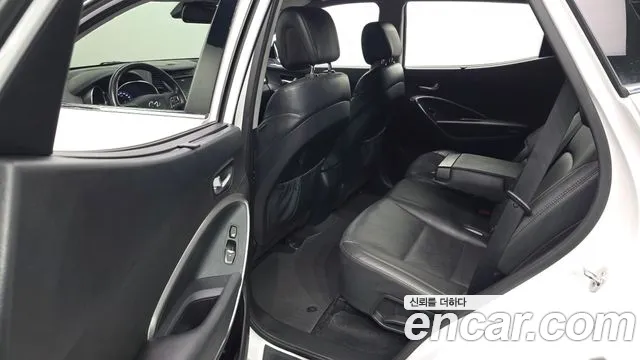 2018 Hyundai Santa Fe The Prime Diesel 2.0 2wd Sold VIN KMHSW81UBJU824683 – front exterior