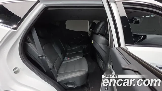2018 Hyundai Santa Fe The Prime Diesel 2.0 2WD Sold VIN KMHSW81UBJU833253 – interior seats