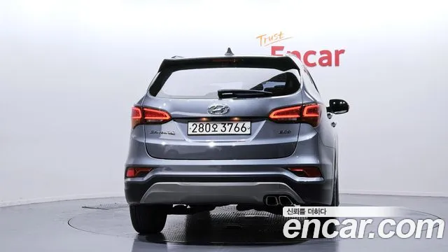 2018 Hyundai Santa Fe The Prime Diesel 2.0 2WD VIN KMHSW81UBJU839624