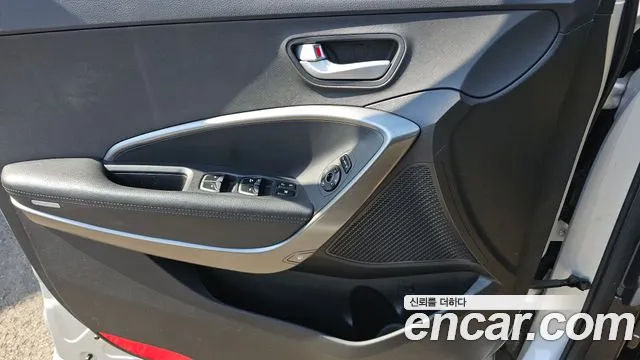 2017 Hyundai Santa Fe The Prime Diesel 2.0 4WD Sold VIN KMHSW81UDHU738811 – engine bay 2017 Hyundai Santa Fe The Prime Diesel 2.0 4WD Sold VIN KMHSW81UDHU738811 – engine bay