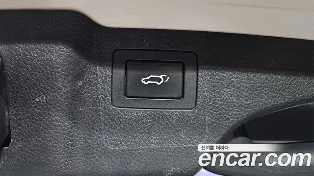 2017 Hyundai Santa Fe The Prime Diesel 2.0 4wd Sold VIN KMHSW81UDHU769606 – front exterior